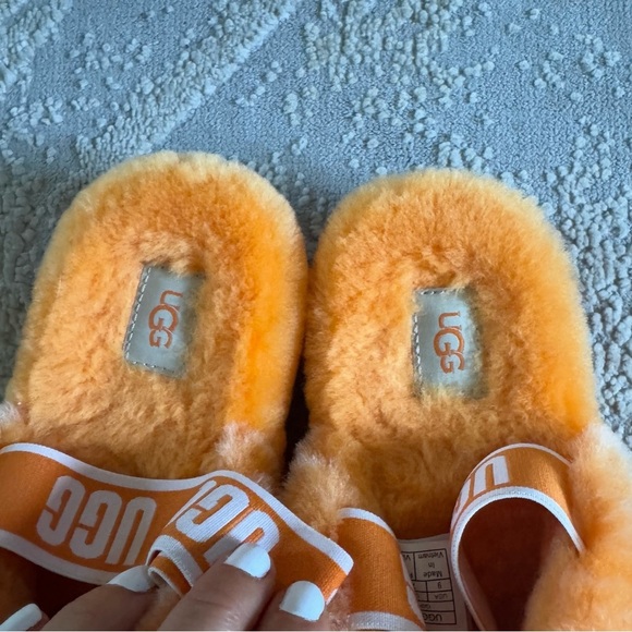 UGG Fluff Yeah Slide Poppy slipper sandal fuzzy orange sheepskin elastic strap 9 - Picture 10 of 11